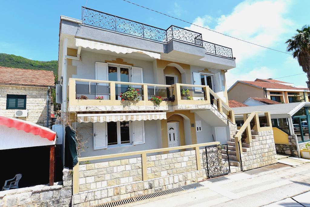 Apartment Sm Herceg Novi Oda fotoğraf