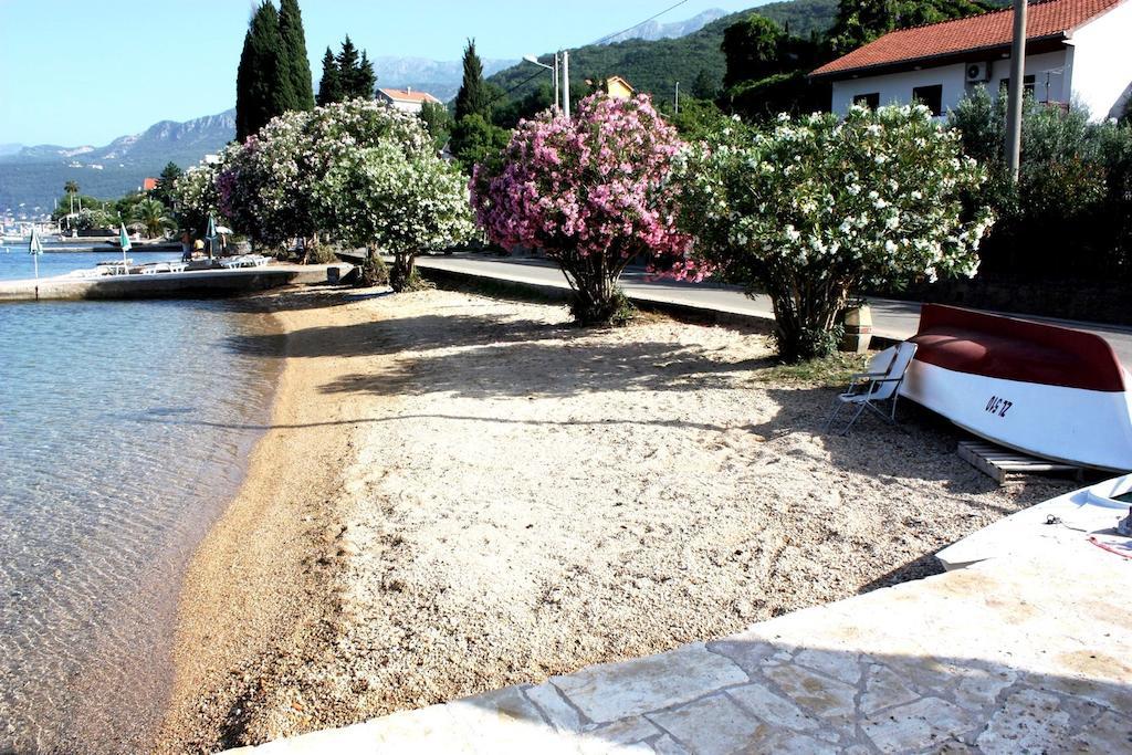 Apartment Sm Herceg Novi Oda fotoğraf